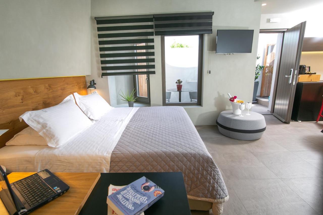 Marquise Suites - Adults Only Fira  Extérieur photo
