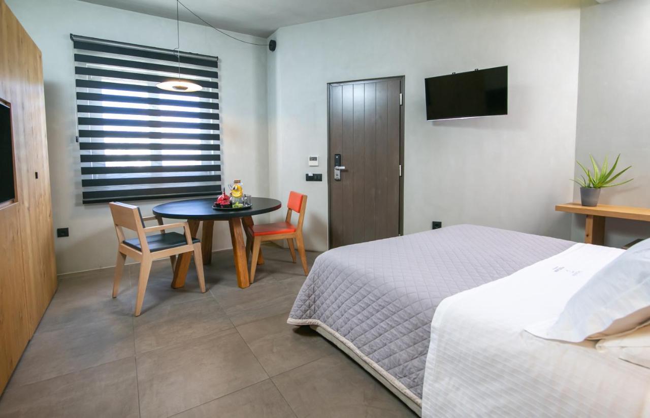 Marquise Suites - Adults Only Fira  Extérieur photo