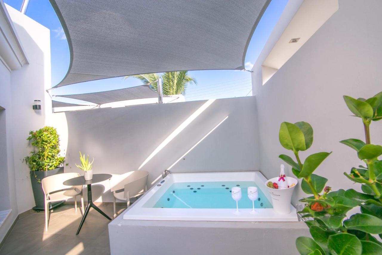 Marquise Suites - Adults Only Fira  Extérieur photo