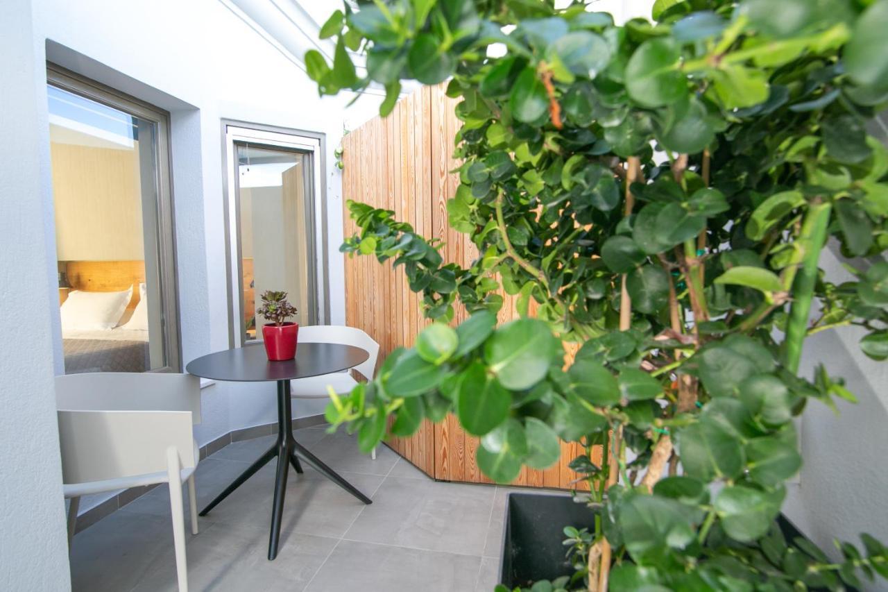 Marquise Suites - Adults Only Fira  Extérieur photo